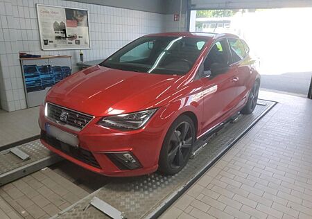 Seat Ibiza Black Edition 1.5 TSI /ACC/CAM/PDC/VIRTUAL