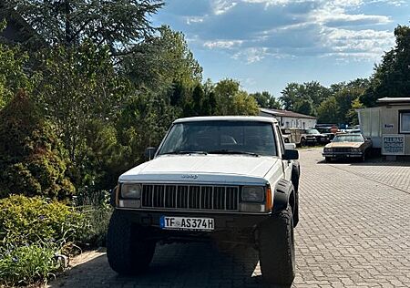 Jeep Comanche