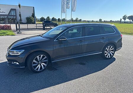 VW Passat Variant gebraucht kaufen VW Passat Variant Volkswagen 2.0 TDI Highline Variant Highline