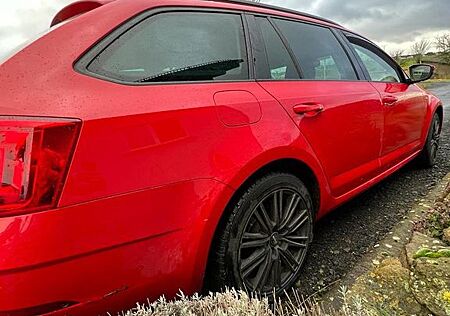 Skoda Octavia 1.4 TSI DSG Drive Combi Drive