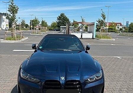 BMW M4 Competition M xDrive Cabrio Competition