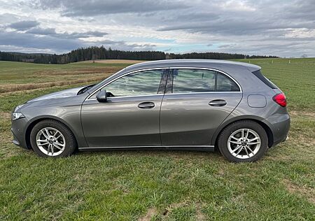 Mercedes-Benz A 160 -