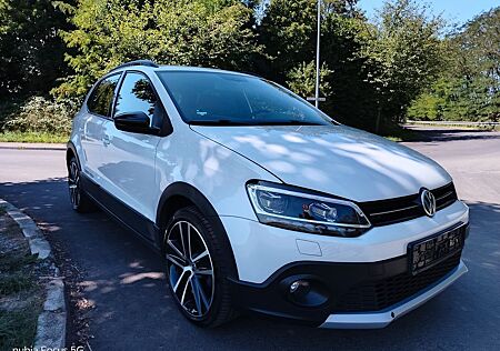VW Polo Volkswagen Cross 1.6 TDI DSG Urban White