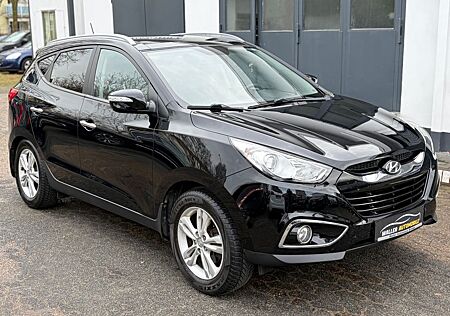 Hyundai ix35 2.0 CRDi AWD LEDER/AHK/SHZ/PDC/SCHIEBEDACH