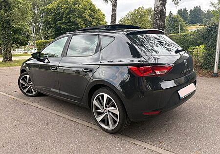Seat Leon 1.2 TSI 77kW Start&Stop / Pano/ Navi / PDC