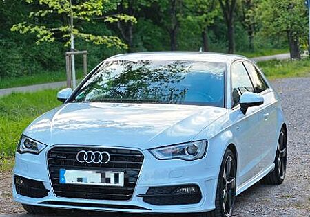 Audi A3 1.8 TFSI S tronic quattro S line