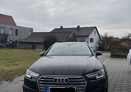 Audi A4 45 TFSI S tronic sport Avant sport