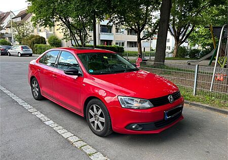 VW Jetta Volkswagen 1.4 TSI 90 kW Highline