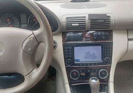 Mercedes-Benz C 270 CDI weng Kilometer, 2.Hand, 4.900 EUR