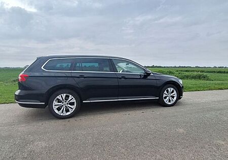 VW Passat Variant gebraucht kaufen VW Passat Variant Volkswagen 2.0 TDI BMT Highline Variant ...