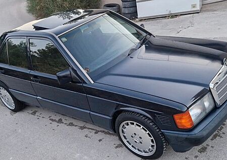 Mercedes-Benz 190