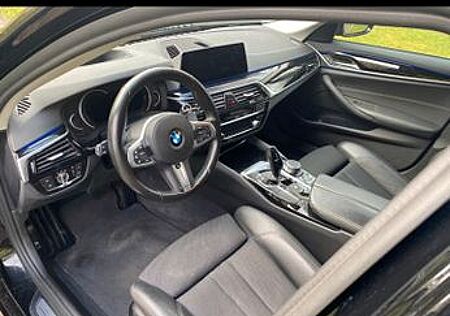 BMW 520d xDrive Touring Sport line,Shadow Line,M-pak