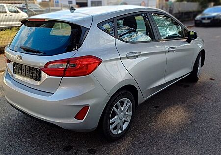 Ford Fiesta 1,1 63kW Cool & Connect Cool & Connect