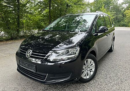 VW Sharan Volkswagen Comfortline DSG 7-Sitzer Navi Panorama
