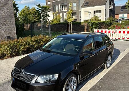 Skoda Octavia 1.4 TSI Joy Combi Joy