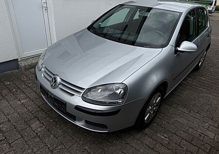 VW Golf Volkswagen 1.4 Comfortline Rentner-/Garagenfahrzeug