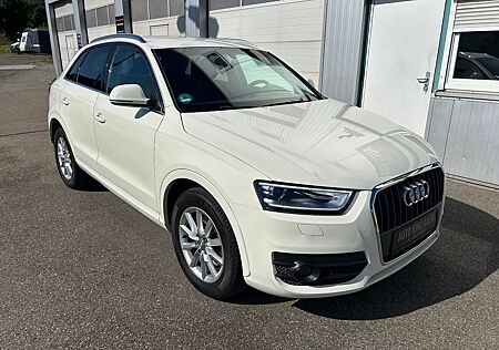 Audi Q3 2.0 TDI quattro S-tronic - 1 Hand