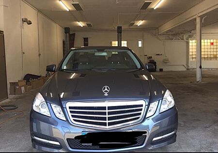 Mercedes-Benz E 200 CDI BlueEFFICIENCY AVANTGARDE AVANTGARDE
