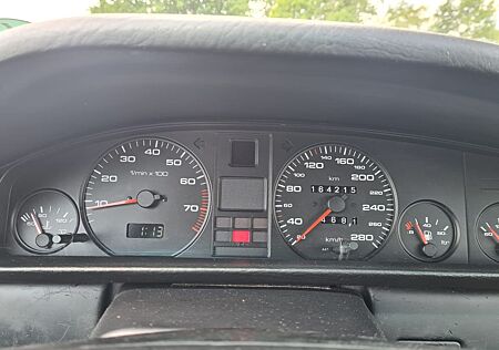 Audi 100