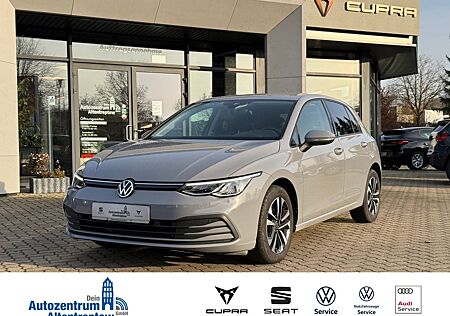 VW Golf Volkswagen VIII 1.0 TSI UNITED NAVI ACC LED