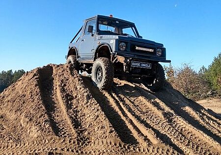 Suzuki SJ Samurai Samurai SJ 413 Käfig Offroad Trail LED Höher