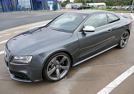 Audi RS5 4.2 V8 FSI S tronic quattro NAVI RECARO