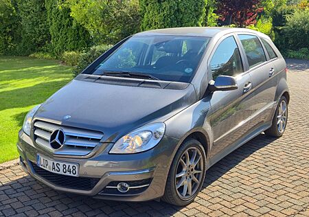 Mercedes-Benz B 180 Autotronic -
