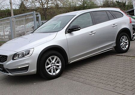 Volvo V60 Cross Country Summum