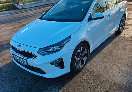 Kia Cee'd Sportswagon 1.6 CRDi Spirit Sportswago...