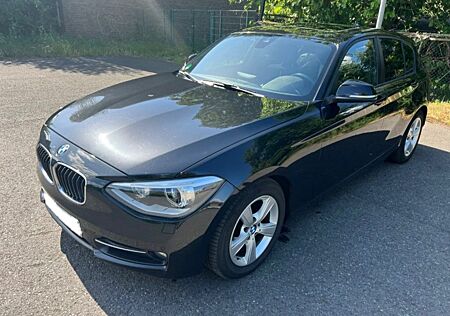 BMW 118d Sport Line Sport Line