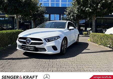 Mercedes-Benz A 180 Kompaktlimousine PDC SHZ LED SpurH AUT LM