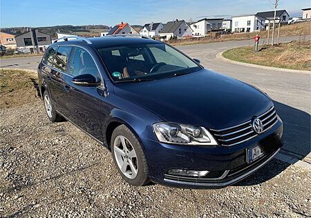 VW Passat Variant Volkswagen 2.0 TDI 130kW Highline BMT Va...