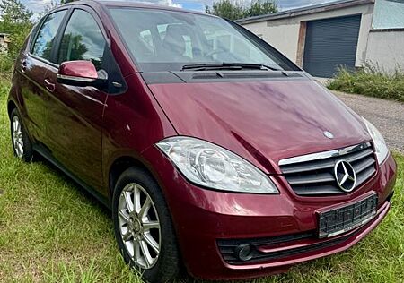 Mercedes-Benz A 180 ELEGANCE BlueEFF. Special Edition ELEGANCE