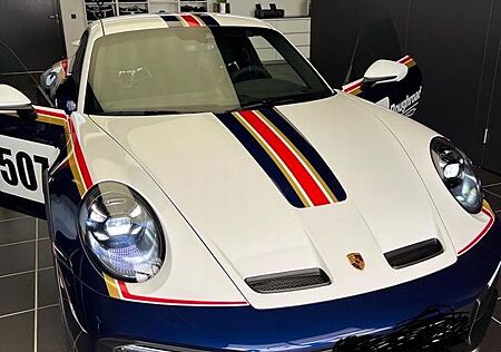 Porsche 992 Dakar Dakar