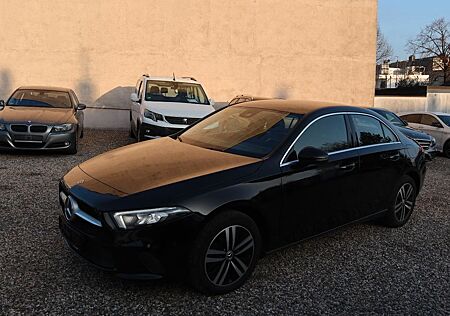 Mercedes-Benz A 250 Limousine e*Navi*Klima*Leder*1.Hand*