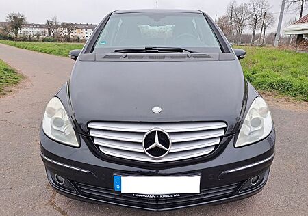 Mercedes-Benz B 200 CDI Automatik mit Anhängerkupplung