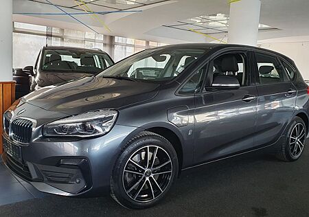 BMW 2er 225xeActiveTourer/8xAlu/HiFi/Navi/Sportsitz/Temp