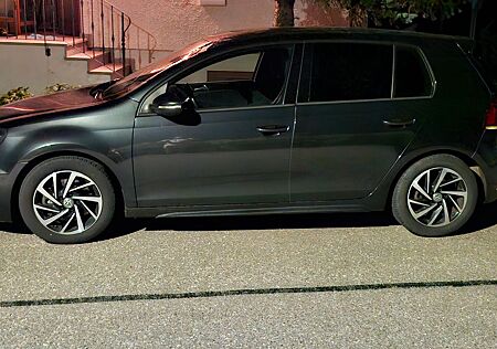 VW Golf Volkswagen 2.0 GTD Neu TÜV Kein Rost