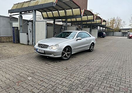 Mercedes-Benz CLK 320 AVANTGARDE Avantgarde