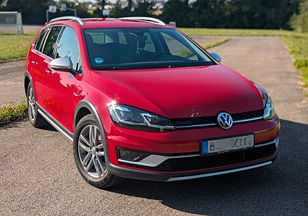 VW Golf Volkswagen 2.0 TDI 135kW SCR DSG 4MOTION Alltrack ...