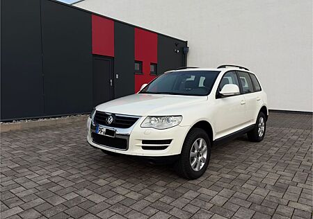 VW Touareg Volkswagen 3.0 V6 TDI ACC Luft AHK Xenon Leder