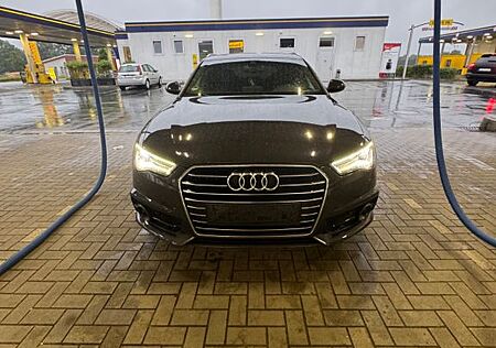 Audi A6 2.0 TDI 140kW ultra S tronic Avant -