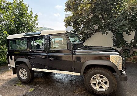 Land Rover Defender 110 Td5 Station Wagon E E