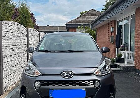 Hyundai i10 1.2 Trend Klima/LHZ/ SHZ/ BLUET.
