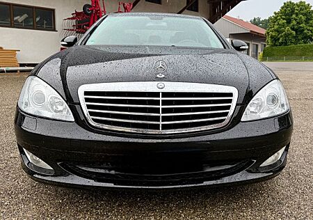 Mercedes-Benz S 320 CDI - 1. Hand - **94.700 km** - Deutsch