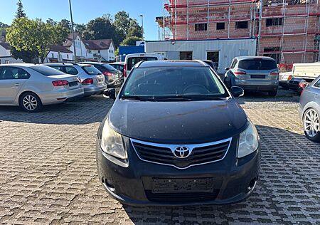 Toyota Avensis Kombi 2.2*R-KAM*NAVI*VOLLLEDER*