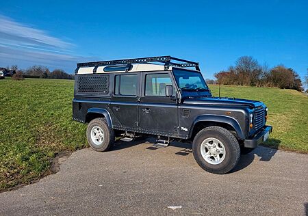 Land Rover Defender 110 Td5 Station Wagon