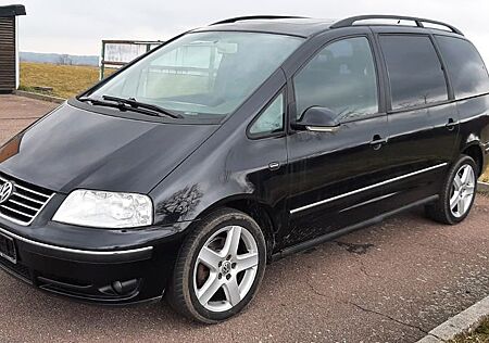 VW Sharan Volkswagen 2.0TDI Schiebedach,17Alu,PDC-Camera, Ahk