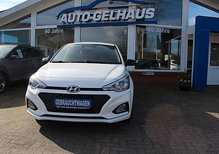 Hyundai i20 YES! Sitz+Lenkradhzg *Kam.
