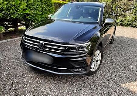 VW Tiguan Allspace Volkswagen 2.0 TDI SCR DSG 4MOTION High...